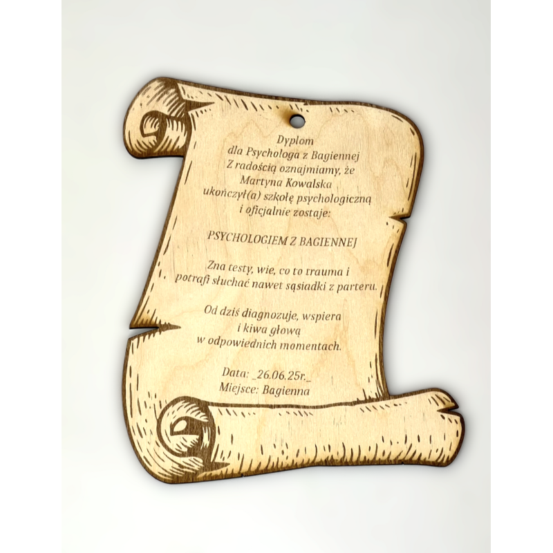 Dyplom drewniany z grawerem – personalizowany prezent i pamiątka