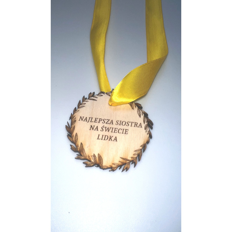 Drewniany medal wieniec laurowy – grawer laserowy, prezent i nagroda